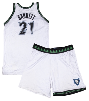 2006 Kevin Garnett Game Used & Photo Matched Minnesota Timberwolves #21 Home Uniform - Jersey & Pants - 65 Total Points! (MeiGray, MEARS A10 & Timberwolves COA) 